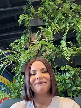Irina Velvett online show from May 2026 10:26:02 PM