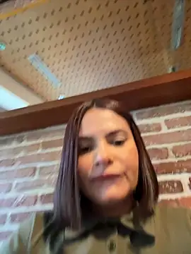 Irina Velvett online show from May 2026 06:13:01 PM