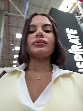 Irina Velvett online show from May 2026 04:45:01 PM