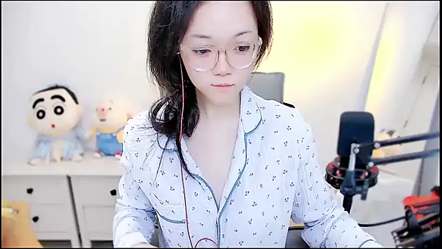 Cindy-dd online show from April 2026 07:00:02 AM