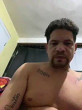 Dominicanobb online show from May 2026 07:58:01 AM