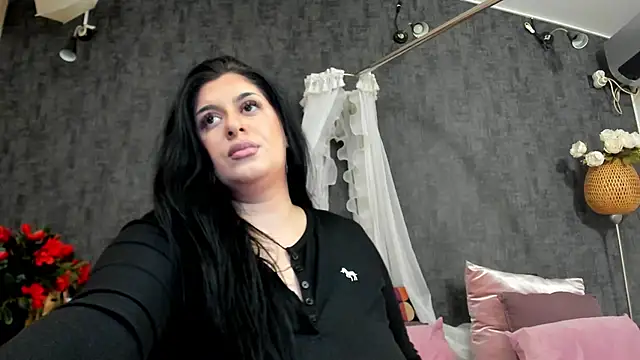 NayaNoirX online show from January 2026 03:26:01 PM