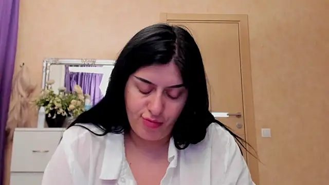 NayaNoirX online show from April 2026 05:54:02 AM