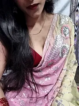 Snapshot of Yours-Zeenat chatting on April 2026 06:01:01 PM Yours-Zeenat online show from April 2026 06:01:01 PM