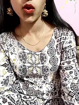 Snapshot of Yours-Zeenat chatting on April 2026 06:12:02 PM Yours-Zeenat online show from April 2026 06:12:02 PM