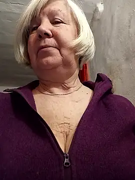 KlaudiaDarling online show from January 2026 08:47:01 PM