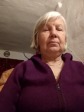 Snapshot of KlaudiaDarling chatting on February 2026 04:02:01 PM KlaudiaDarling online show from February 2026 04:02:01 PM