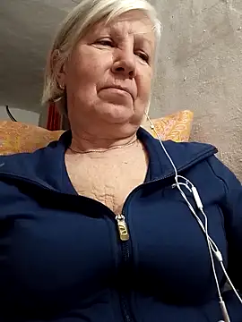 Snapshot of KlaudiaDarling chatting on February 2026 07:35:01 PM KlaudiaDarling online show from February 2026 07:35:01 PM