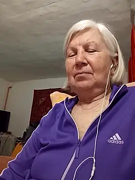 Snapshot of KlaudiaDarling chatting on March 2026 03:40:01 PM KlaudiaDarling online show from March 2026 03:40:01 PM