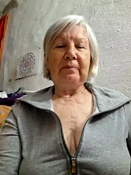 Snapshot of KlaudiaDarling chatting on May 2026 05:52:01 PM KlaudiaDarling online show from May 2026 05:52:01 PM