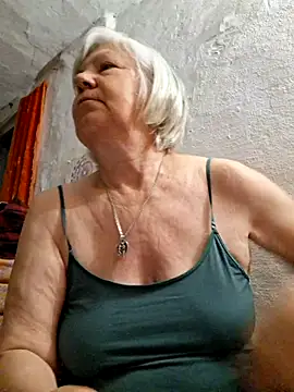 Snapshot of KlaudiaDarling chatting on May 2026 02:19:02 AM KlaudiaDarling online show from May 2026 02:19:02 AM