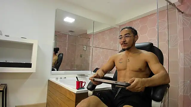 Maximo Zahir online show from February 2026 02:54:01 AM