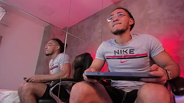 Maximo Zahir online show from February 2026 03:10:01 AM