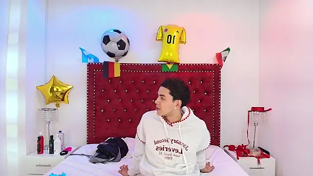 Jaden and sofia online show from June 2026 03:15:01 AM