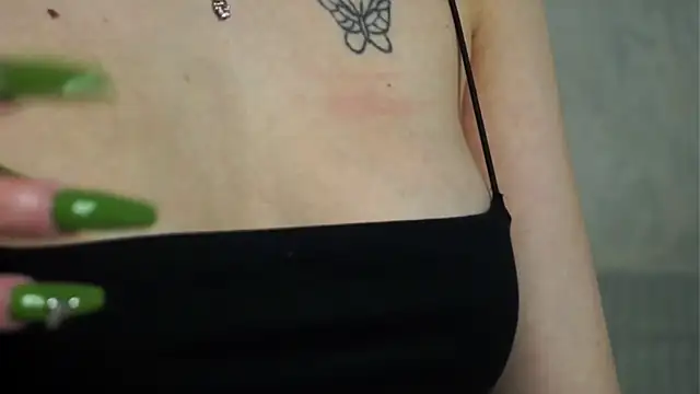 Snapshot of hexiir chatting on April 2026 06:35:01 PM hexiir online show from April 2026 06:35:01 PM