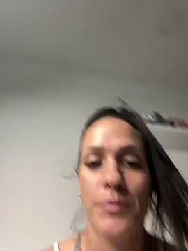 Snapshot of donatella07 chatting on February 2026 02:39:02 AM donatella07 online show from February 2026 02:39:02 AM