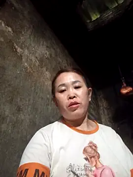 dakota-kis online show from March 2026 12:28:01 AM