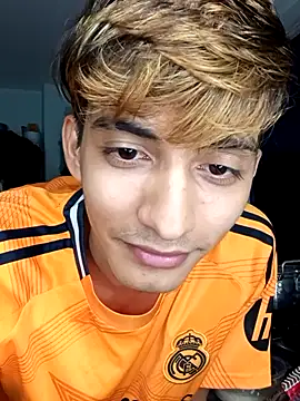 Snapshot of Andy_Kein chatting on April 2026 11:58:01 PM Andy Kein online show from April 2026 11:58:01 PM