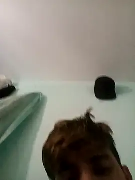 Snapshot of Andy_Kein chatting on April 2026 06:41:01 PM Andy Kein online show from April 2026 06:41:01 PM