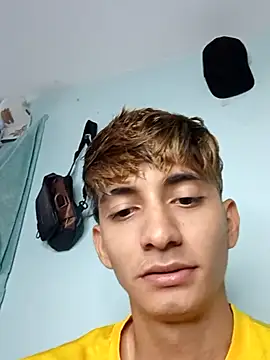 Snapshot of Andy_Kein chatting on April 2026 05:52:02 PM Andy Kein online show from April 2026 05:52:02 PM