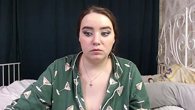 Snapshot of AmazingAllice chatting on January 2026 07:11:01 PM AmazingAllice online show from January 2026 07:11:01 PM