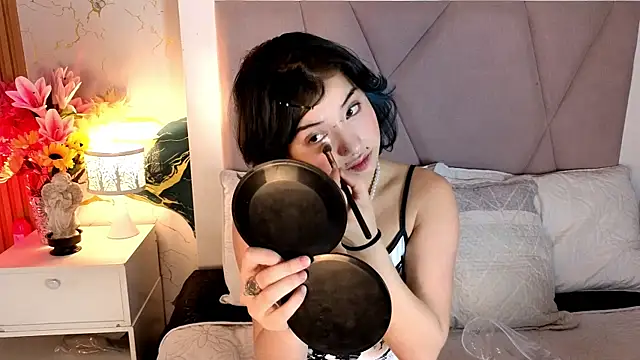 Sienna Desiree online show from June 2026 04:40:01 AM
