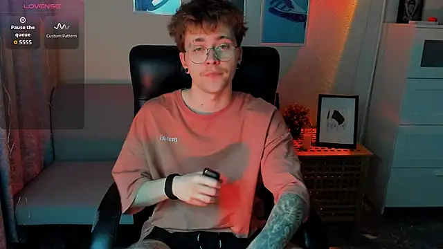 Tomas Norton online show from March 2026 08:20:01 PM