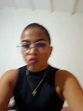 Snapshot of Daphne_Grayy chatting on February 2026 09:40:01 PM Daphne Grayy online show from February 2026 09:40:01 PM