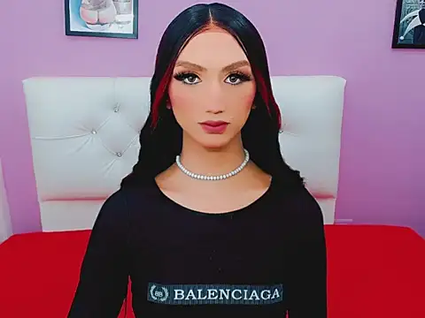 Snapshot of shantal_gil chatting on June 2026 04:16:02 AM shantal gil online show from June 2026 04:16:02 AM