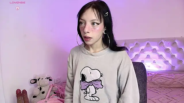 Diamond  cherry69 online show from April 2026 02:01:01 PM