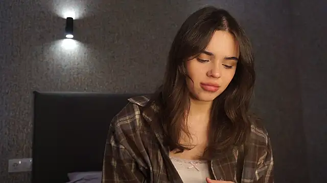 Snapshot of linclars chatting on March 2026 01:06:01 PM linclars online show from March 2026 01:06:01 PM