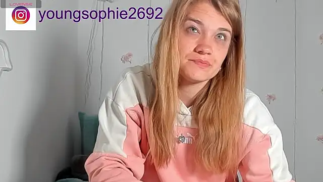 YoungSophie online show from April 2026 08:34:01 AM