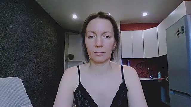 Amanda Luxe online show from February 2026 03:14:02 AM