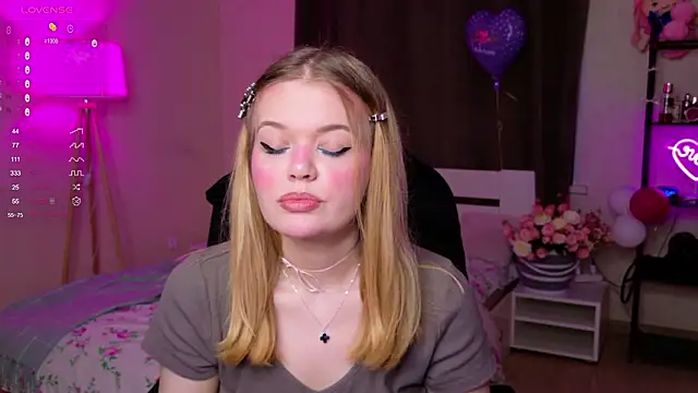 Elioraa online show from February 2026 05:22:02 PM