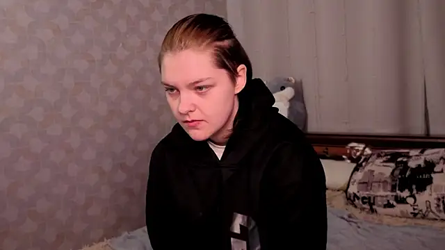 BevHanni online show from February 2026 08:12:01 PM