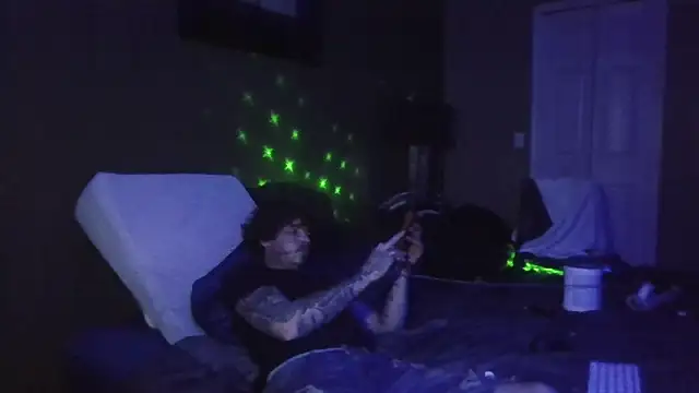 Snapshot of Derrick7799 chatting on February 2026 02:15:02 AM Derrick7799 online show from February 2026 02:15:02 AM