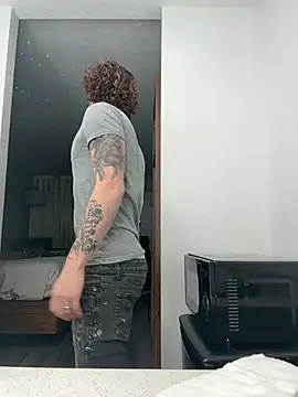 Snapshot of Derrick7799 chatting on February 2026 07:42:02 AM Derrick7799 online show from February 2026 07:42:02 AM