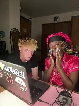 Snapshot of CookiesNcreaming chatting on March 2026 02:28:02 AM CookiesNcreaming online show from March 2026 02:28:02 AM