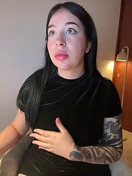 evelynrosess1 online show from May 2026 11:32:01 PM