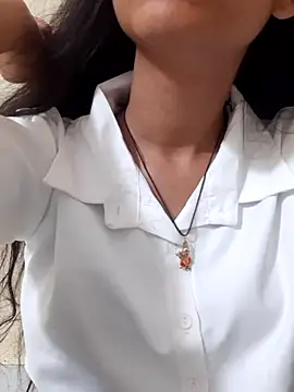 Kanchan7909 online show from April 2026 05:19:02 PM