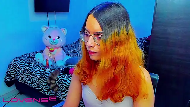 lillykittyyy online show from April 2026 03:06:01 AM
