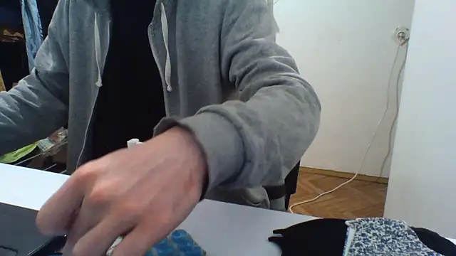 KaelNox online show from March 2026 06:14:02 PM