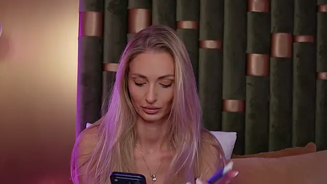 AmeliaAngel online show from September 2025 08:20:02 AM