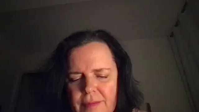 Snapshot of Malorie01 chatting on February 2026 07:53:01 PM Malorie01 online show from February 2026 07:53:01 PM