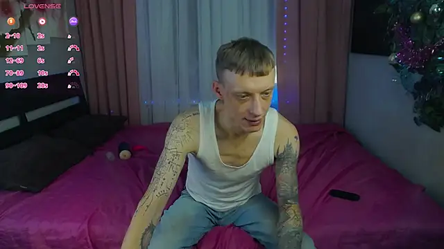 Snapshot of Jamie_Inked chatting on January 2026 03:16:02 PM Jamie Inked online show from January 2026 03:16:02 PM