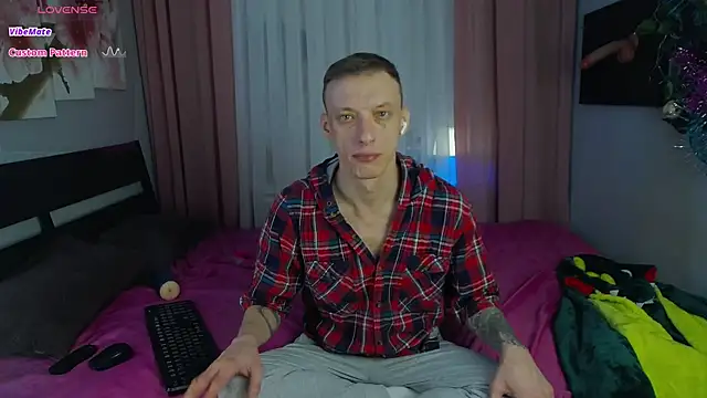 Snapshot of Jamie_Inked chatting on January 2026 09:12:02 AM Jamie Inked online show from January 2026 09:12:02 AM