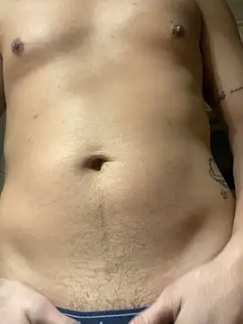 GostosoRS25 online show from May 2026 05:32:01 PM