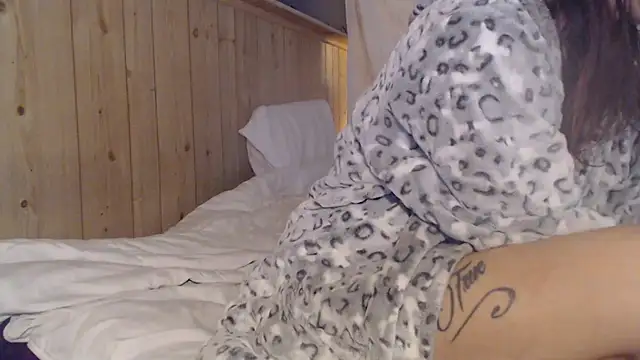 Snapshot of saraswirls69@xh chatting on March 2026 12:31:02 PM saraswirls69xh online show from March 2026 12:31:02 PM