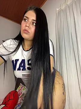 sophyy white online show from April 2026 11:14:02 PM