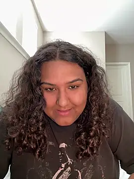 Angeliccreamyrican online show from February 2026 07:45:02 PM